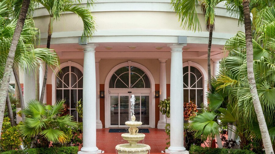 Holiday Inn Express Miami Airport Doral Area by IHG