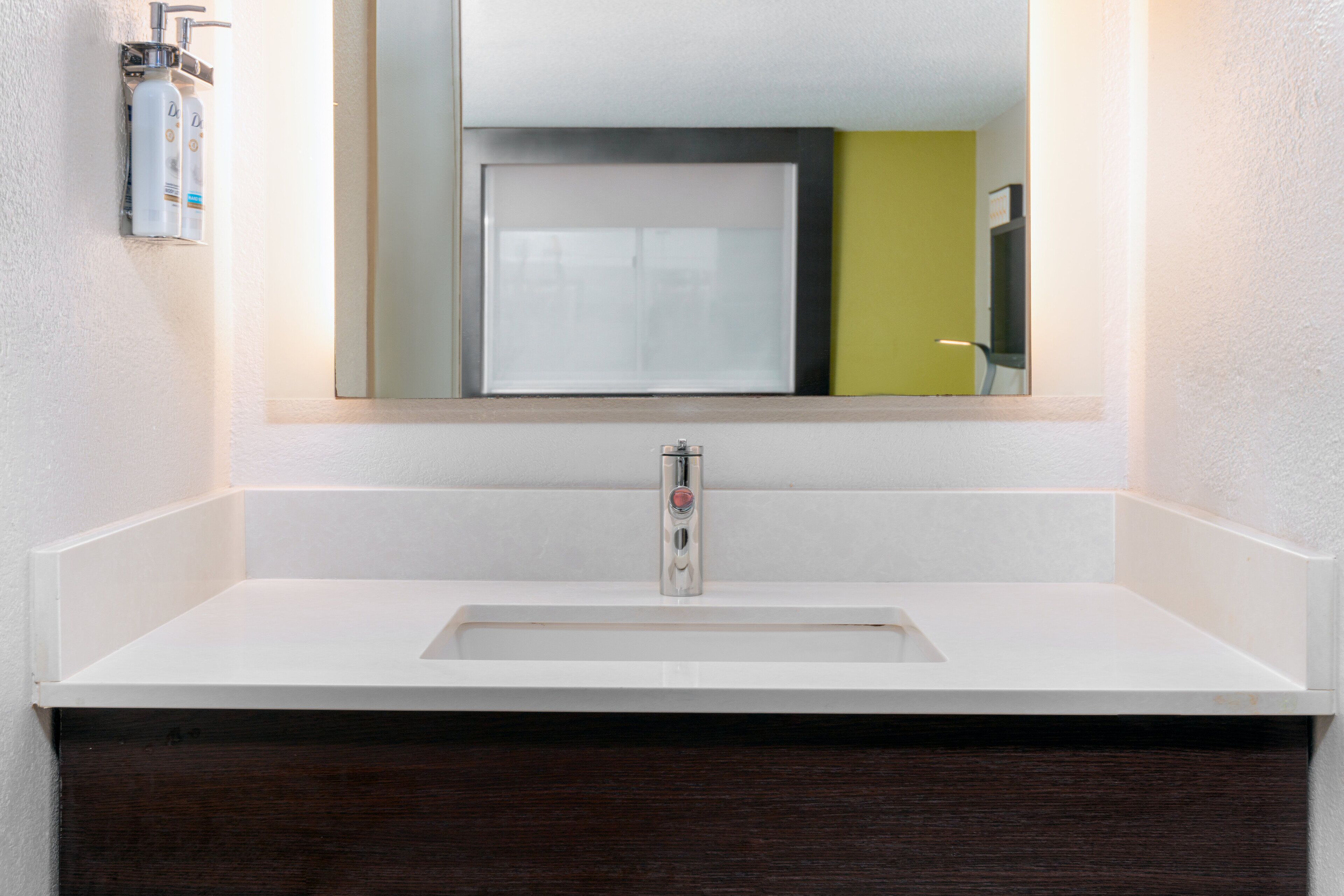 Photo - Holiday Inn Express Miami Airport Doral Area by IHG