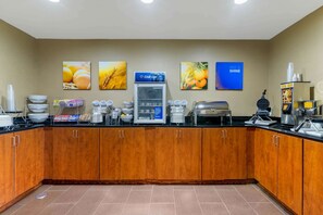 Free daily continental breakfast