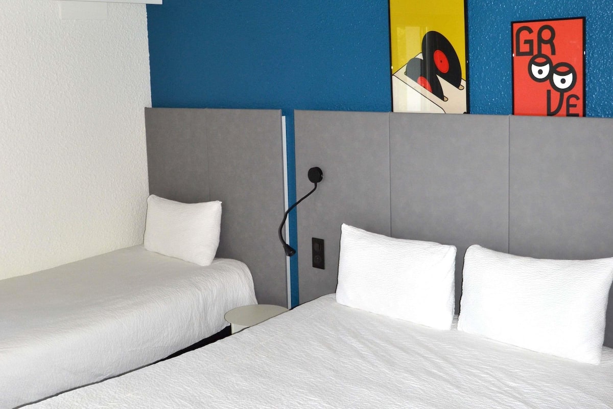 Standard Double Room, Multiple Beds | In-room safe, individually decorated, individually furnished, desk