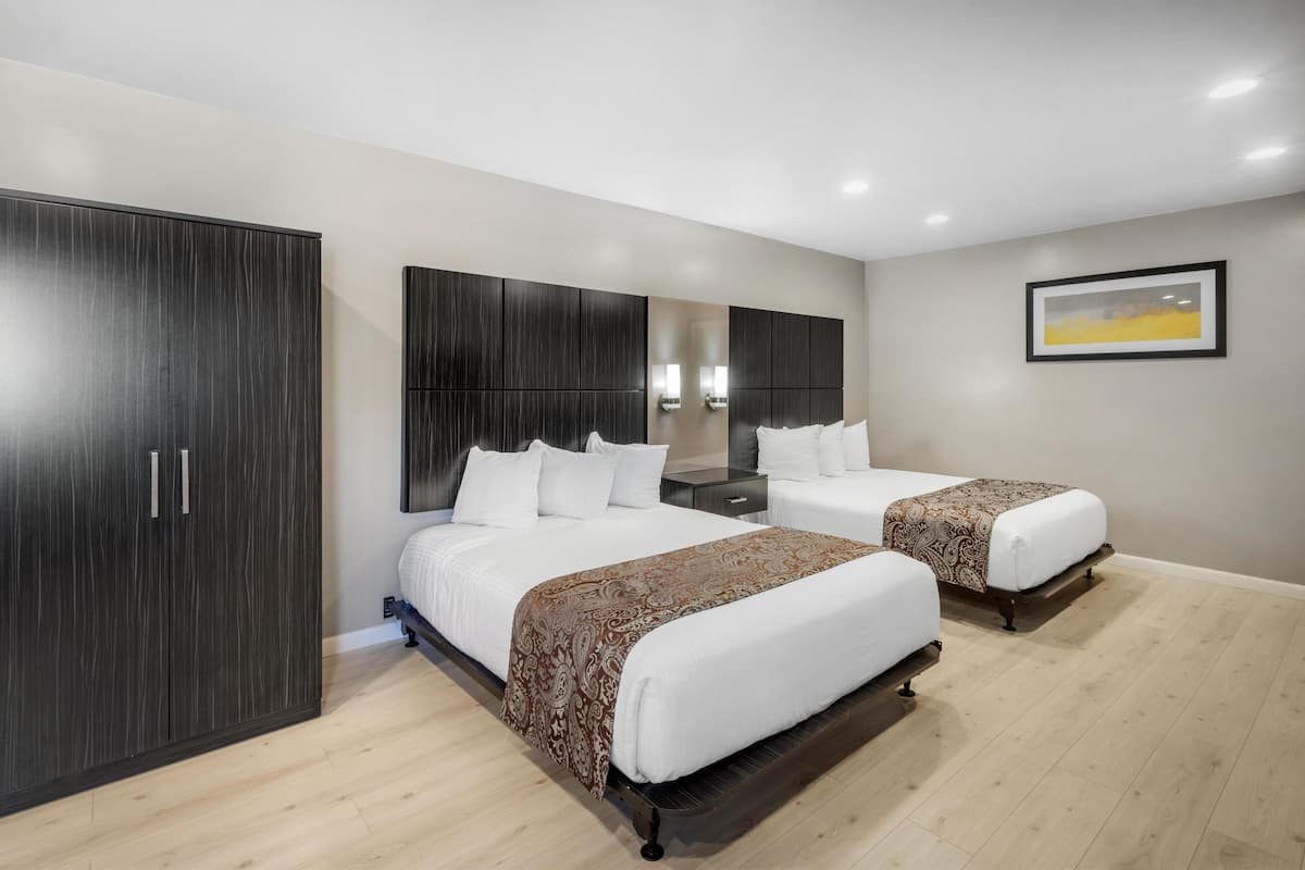 In-room safe, iron/ironing board, free WiFi, bed sheets