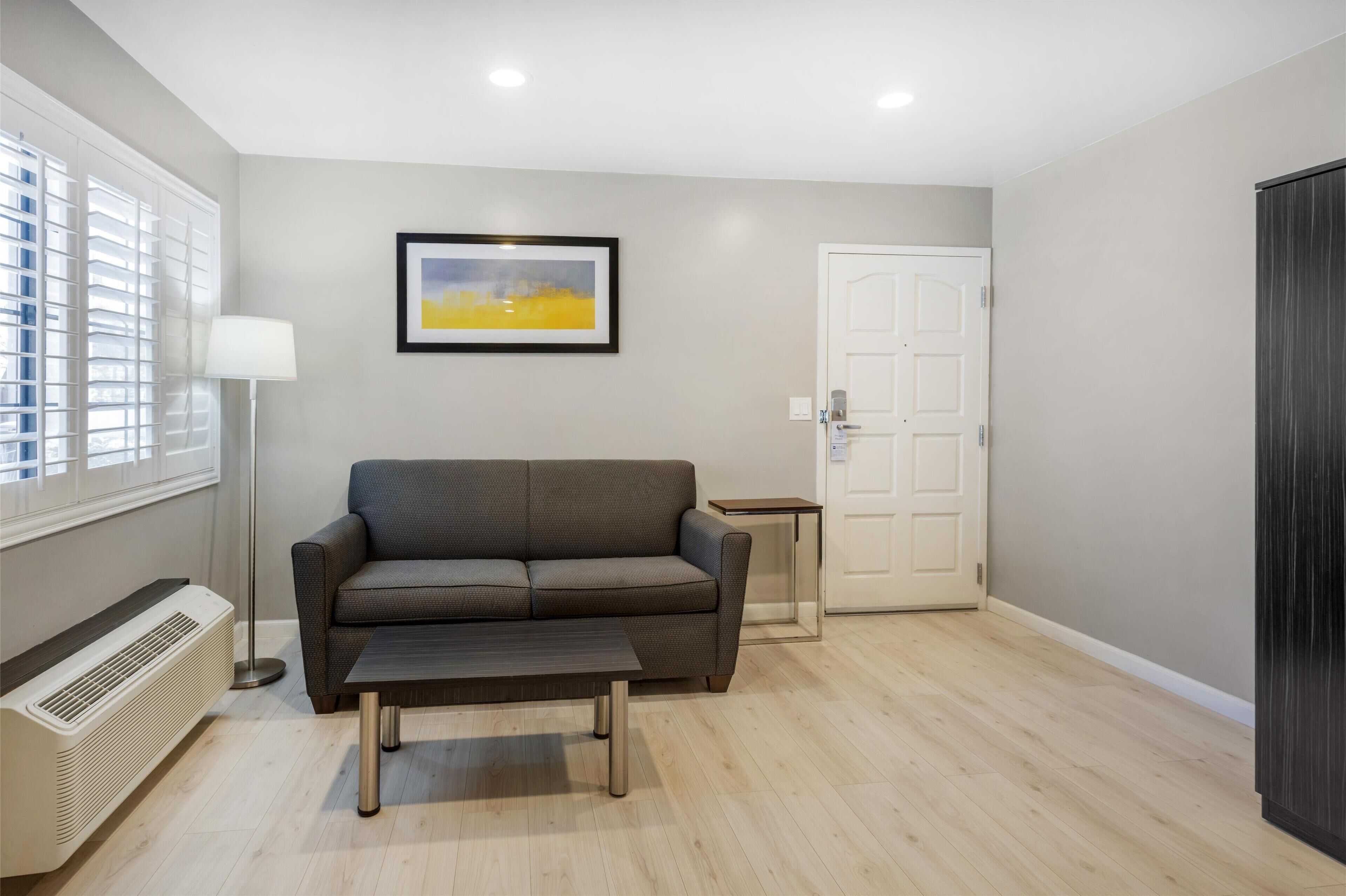 in-room safe, iron/ironing board, free wifi, bed sheets