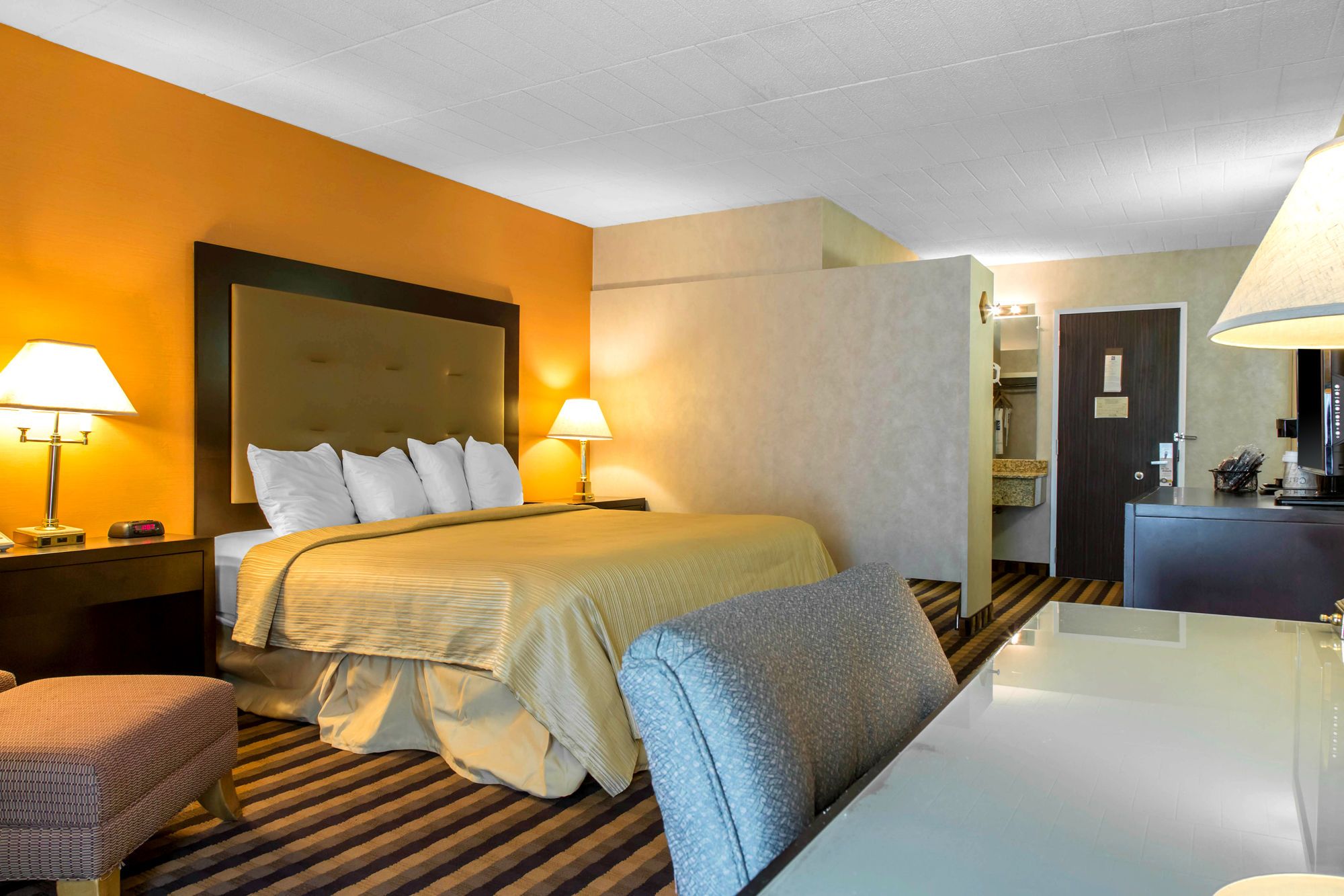 In-room safe, desk, iron/ironing board, free cribs/infant beds
