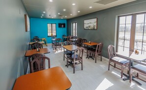 含每日全套早餐