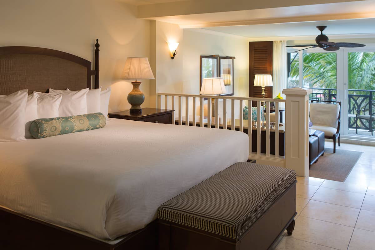 1 bedroom, premium bedding, minibar, in-room safe
