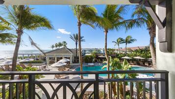 Premium bedding, minibar, in-room safe, iron/ironing board