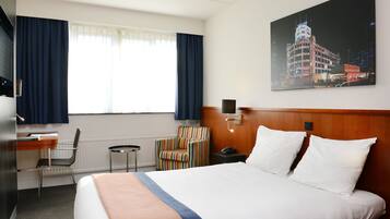 In-room safe, desk, iron/ironing board, cots/infant beds