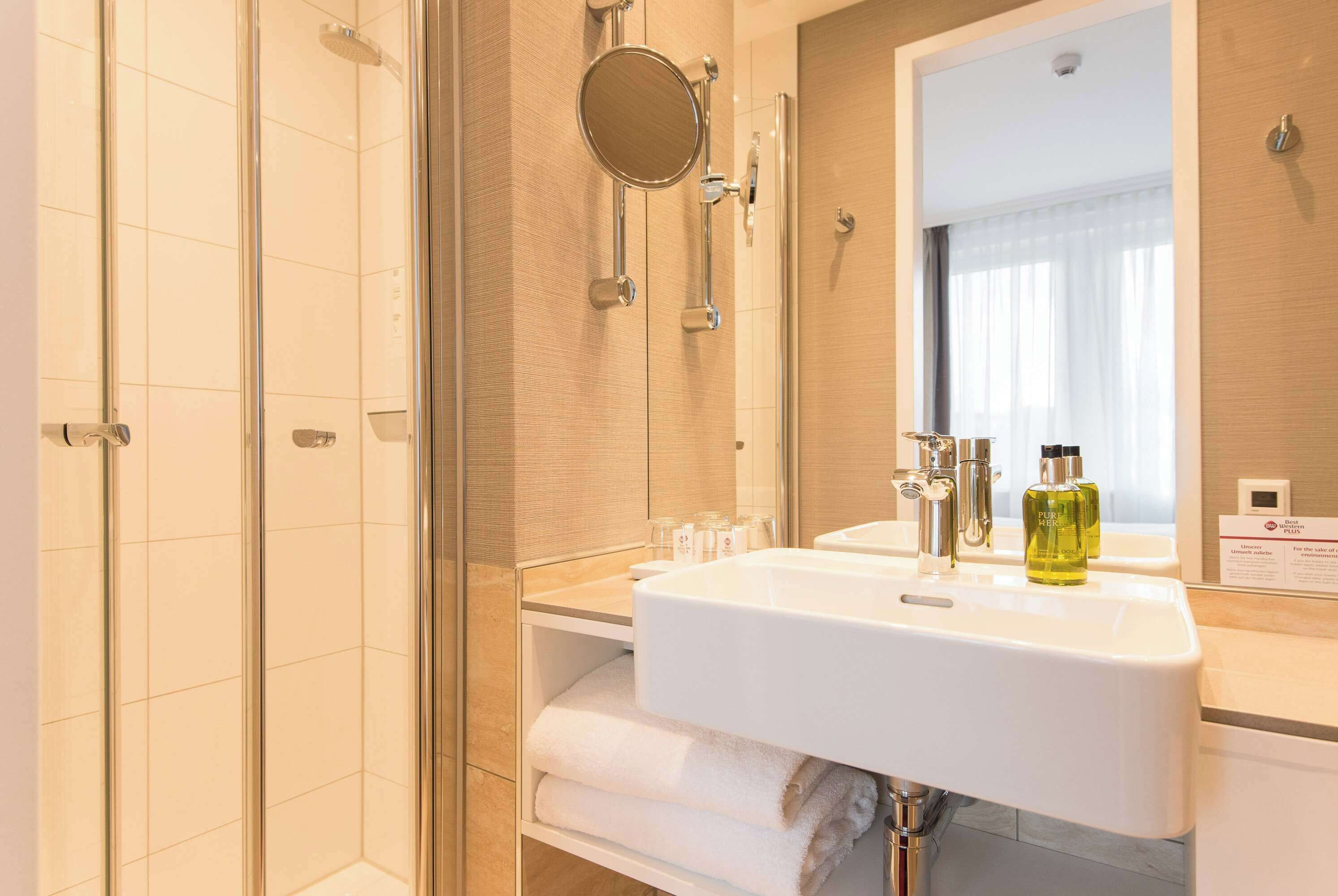 comfort room, 1 double bed | bathroom | hair dryer, towels, soap, shampoo