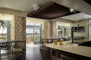 Pool views, serves lunch, dinner, and happy hour