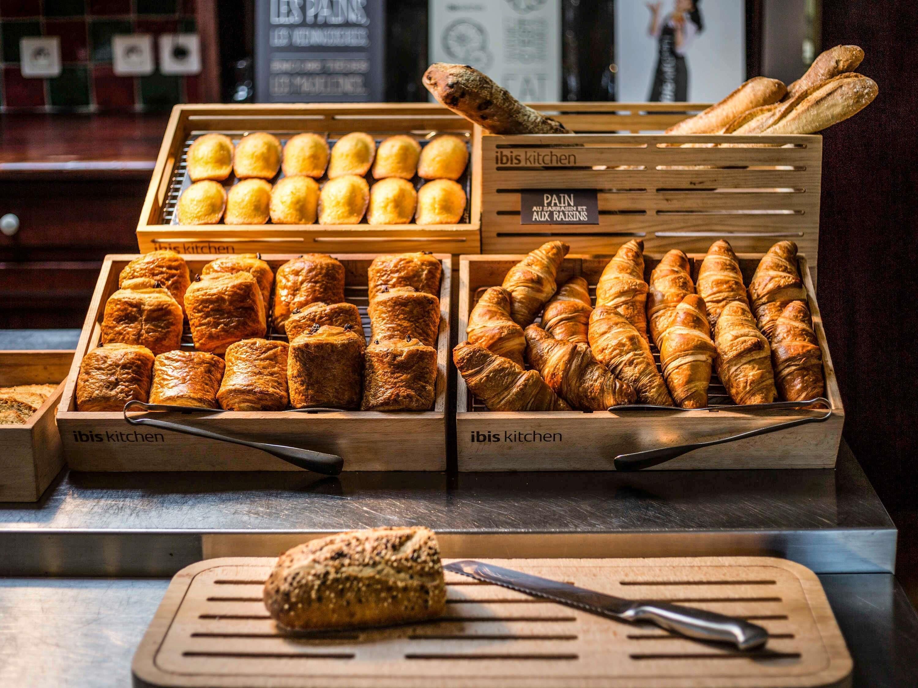 daily buffet breakfast (eur 12.90 per person)