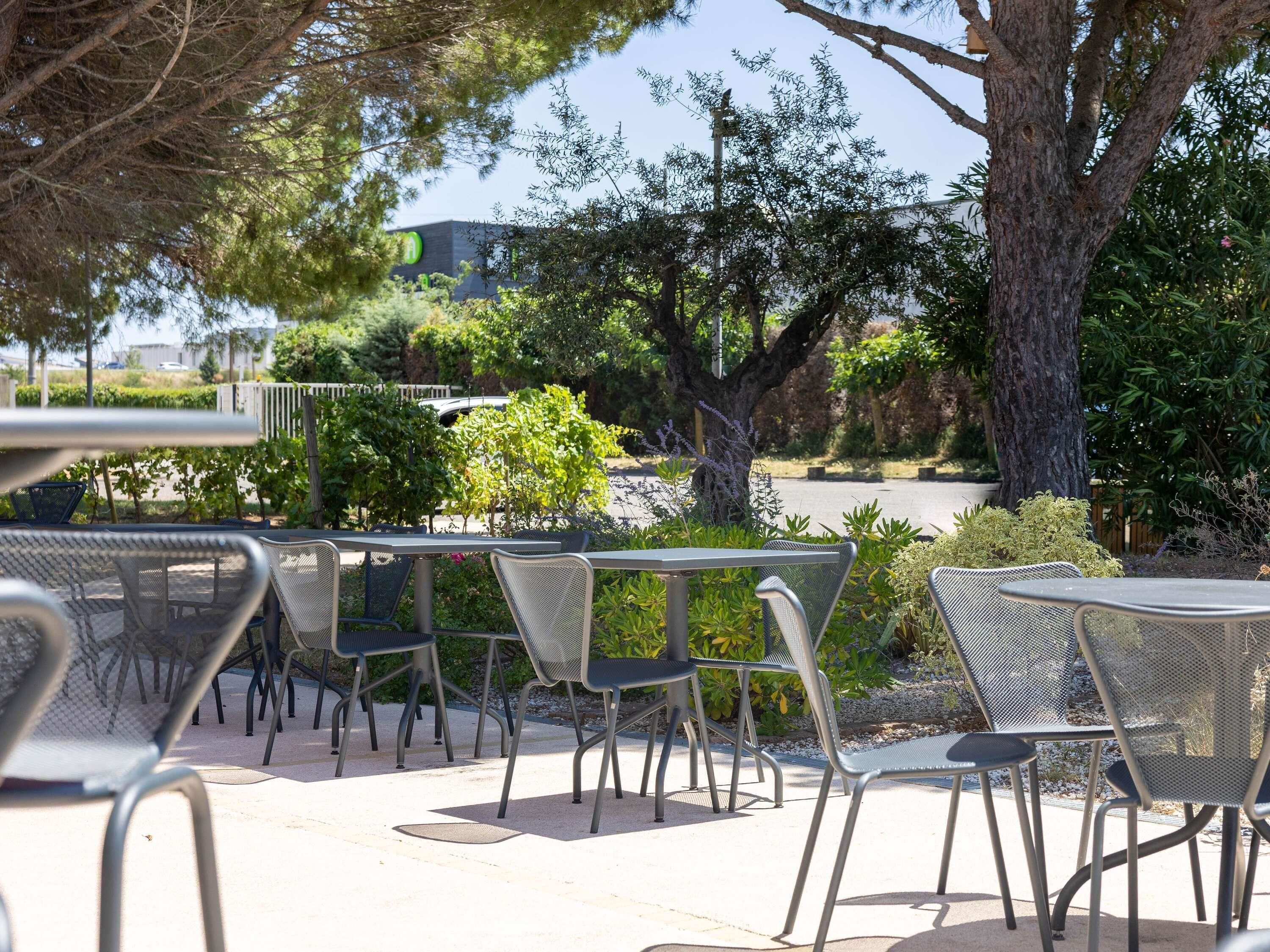 Bar (in der Unterkunft)