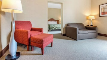 Premium bedding, laptop workspace, iron/ironing board, free WiFi