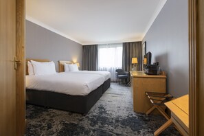 1 bedroom, hypo-allergenic bedding, in-room safe, soundproofing