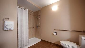 Room, 1 Queen Bed, Accessible | Bathroom | Combined shower/bathtub, free toiletries, hair dryer, towels