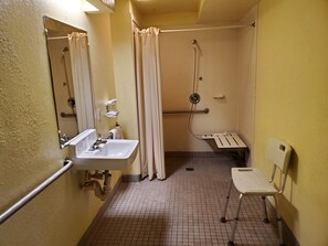 Room, 1 Single Bed, Accessible | Bathroom