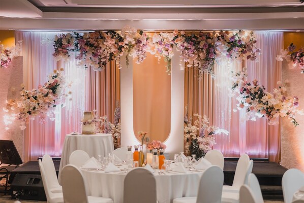 Indoor wedding