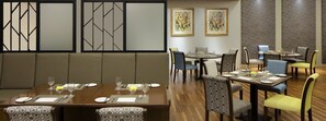 Daily buffet breakfast (BND 22.00 per person)