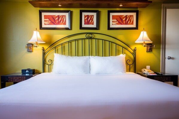 Superior Room, 1 King Bed