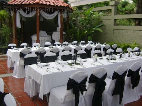Indoor wedding. Kapok Hotel