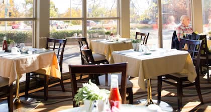 Admiral Inn Hamilton