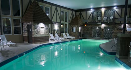 Days Inn & Suites By Wyndham Coralville /iowa City