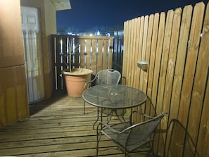 Suite, 1 King-Bett, Nichtraucher (Apartment) | Veranda