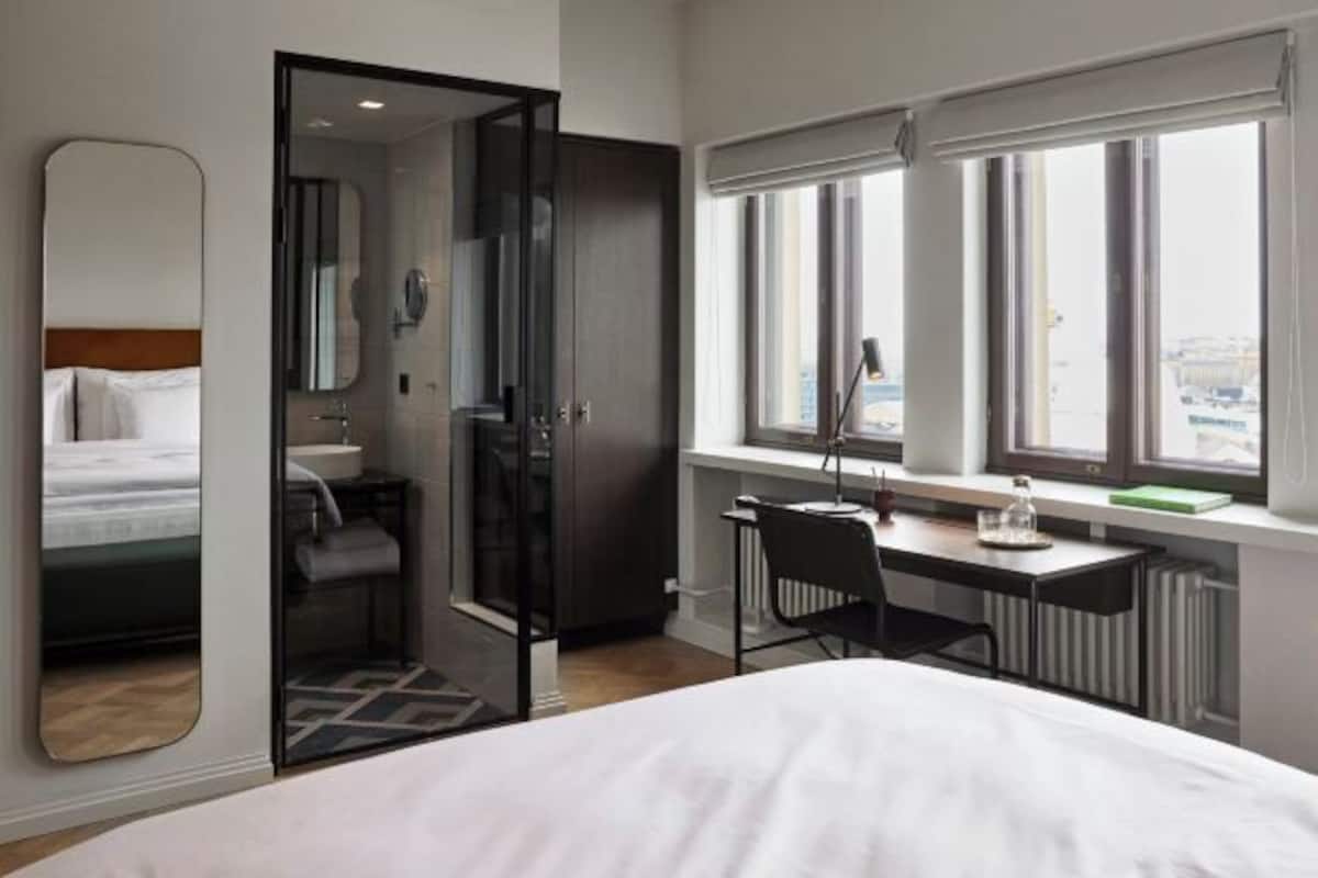 Literie de qualité supérieure, coffres-forts dans les chambres, bureau