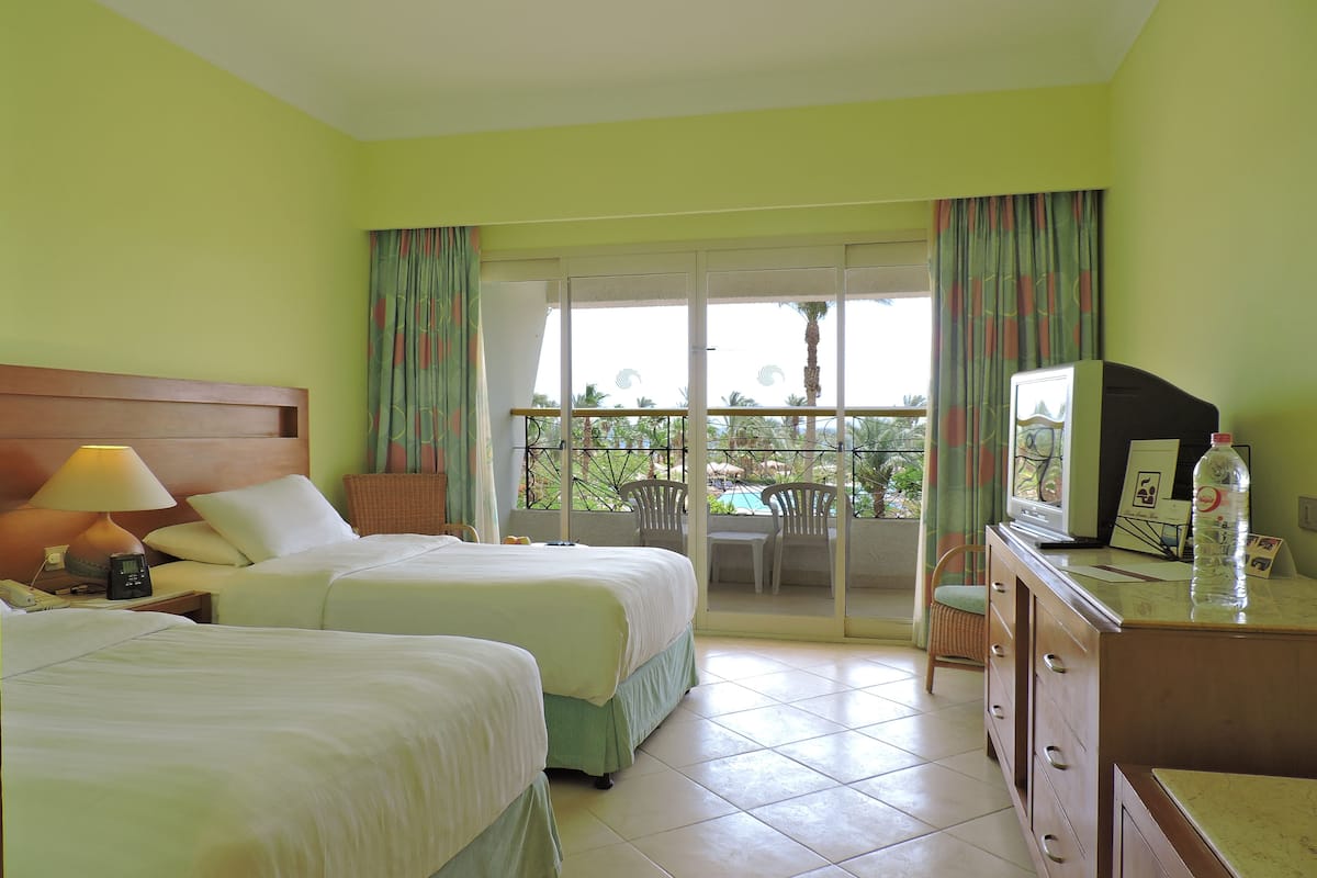 1 bedroom, minibar, in-room safe, desk