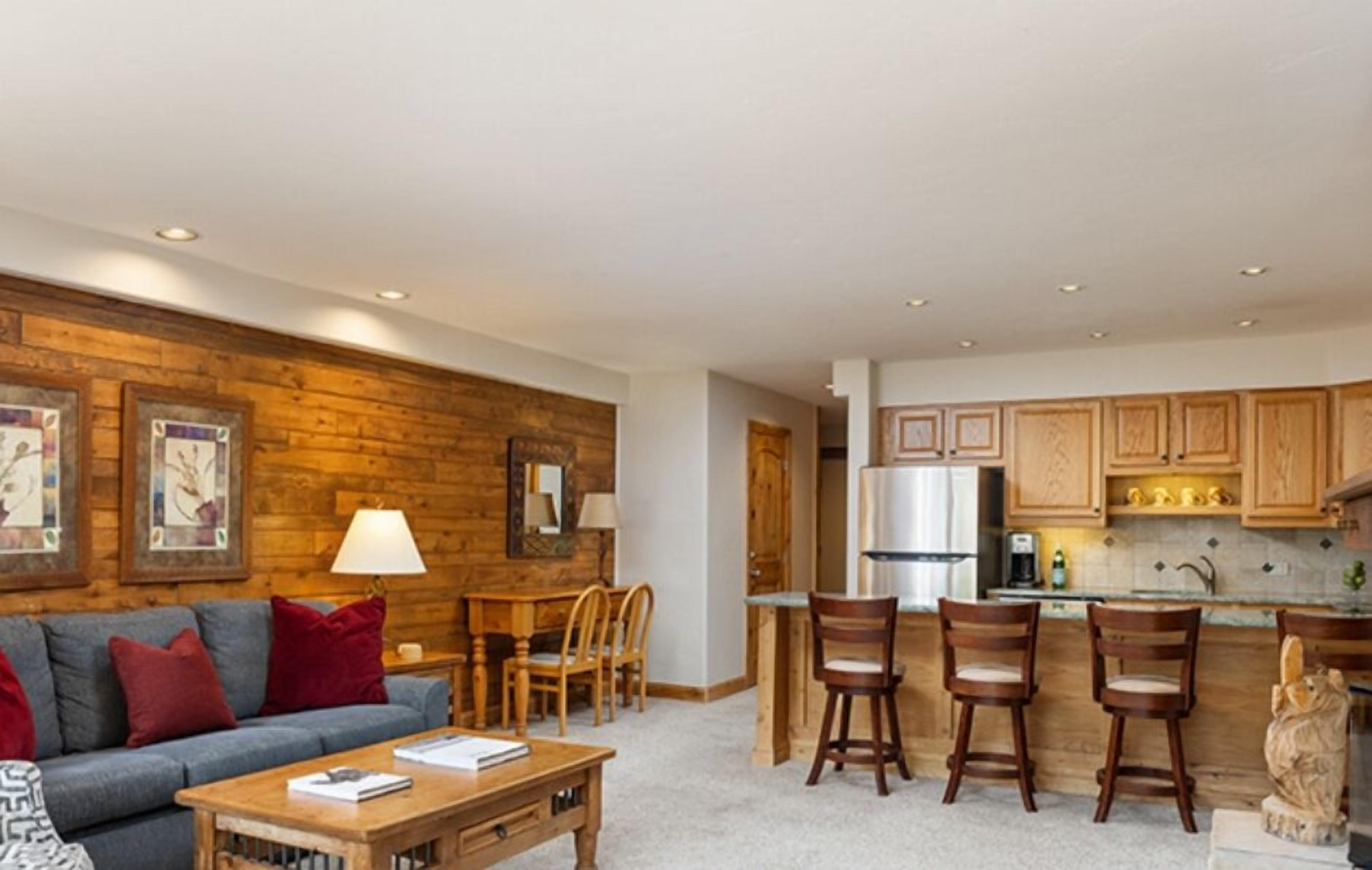 公寓式客房 (1 Bath, Platinum) | 客房内保险箱、特色装修、特色家居、熨斗/熨衣板