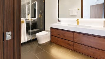 Condo, Balcony (Montaneros 302) | Bathroom | Shower, free toiletries, hair dryer, bathrobes