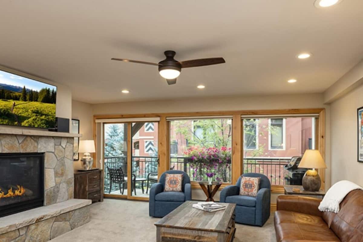 Condo (2 Bath with Loft, Platinum) | 2 bedrooms, in-room safe, individually decorated, individually furnished