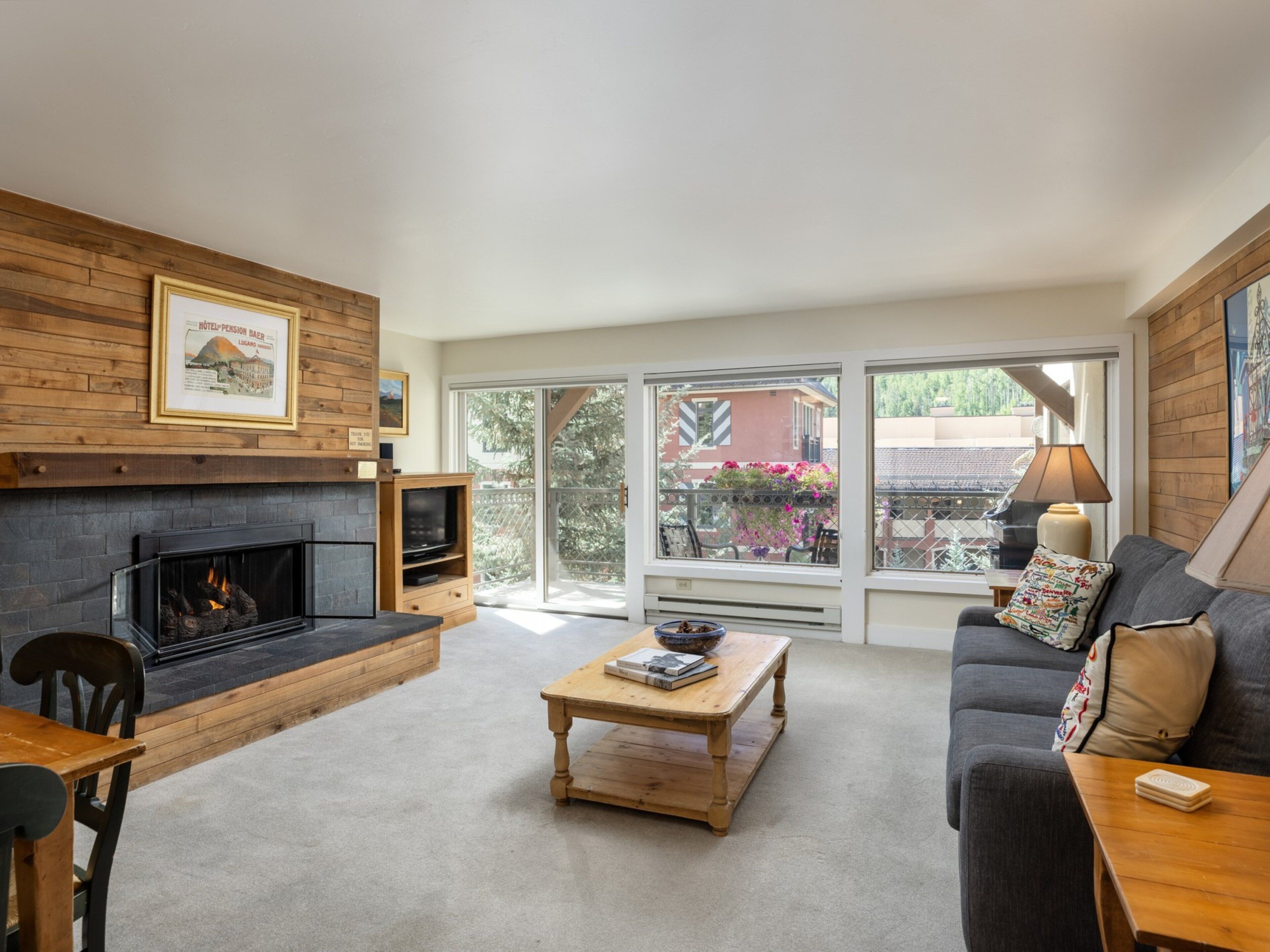 Premier Condo, Fireplace (Montaneros 311) | Living area | TV