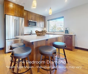 Condo (3 bath, Diamond) | Property amenity
