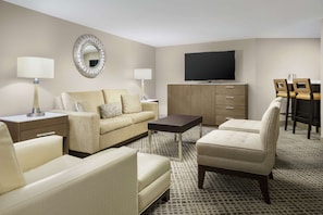 Premium bedding, in-room safe, blackout curtains, iron/ironing board