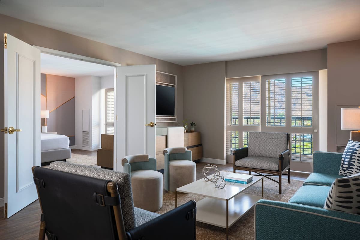 1 bedroom, premium bedding, pillowtop beds, in-room safe
