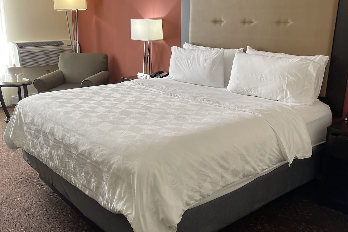 1 bedroom, hypo-allergenic bedding, in-room safe, desk