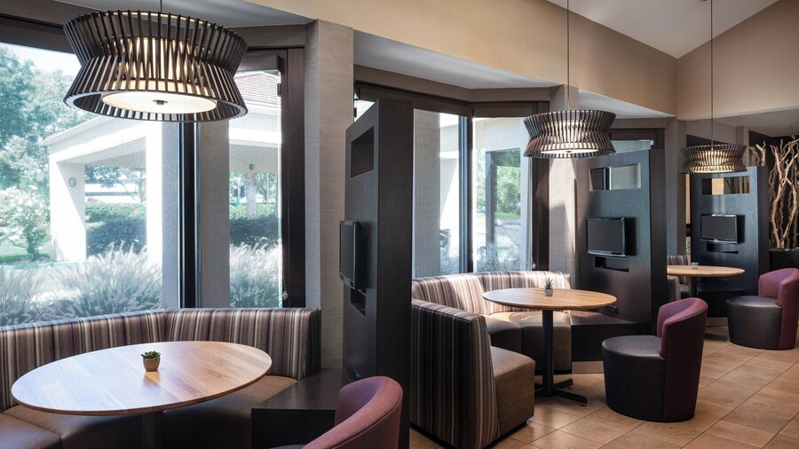 Courtyard by Marriott Pleasanton