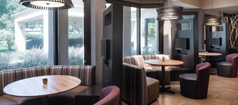 Courtyard by Marriott Pleasanton