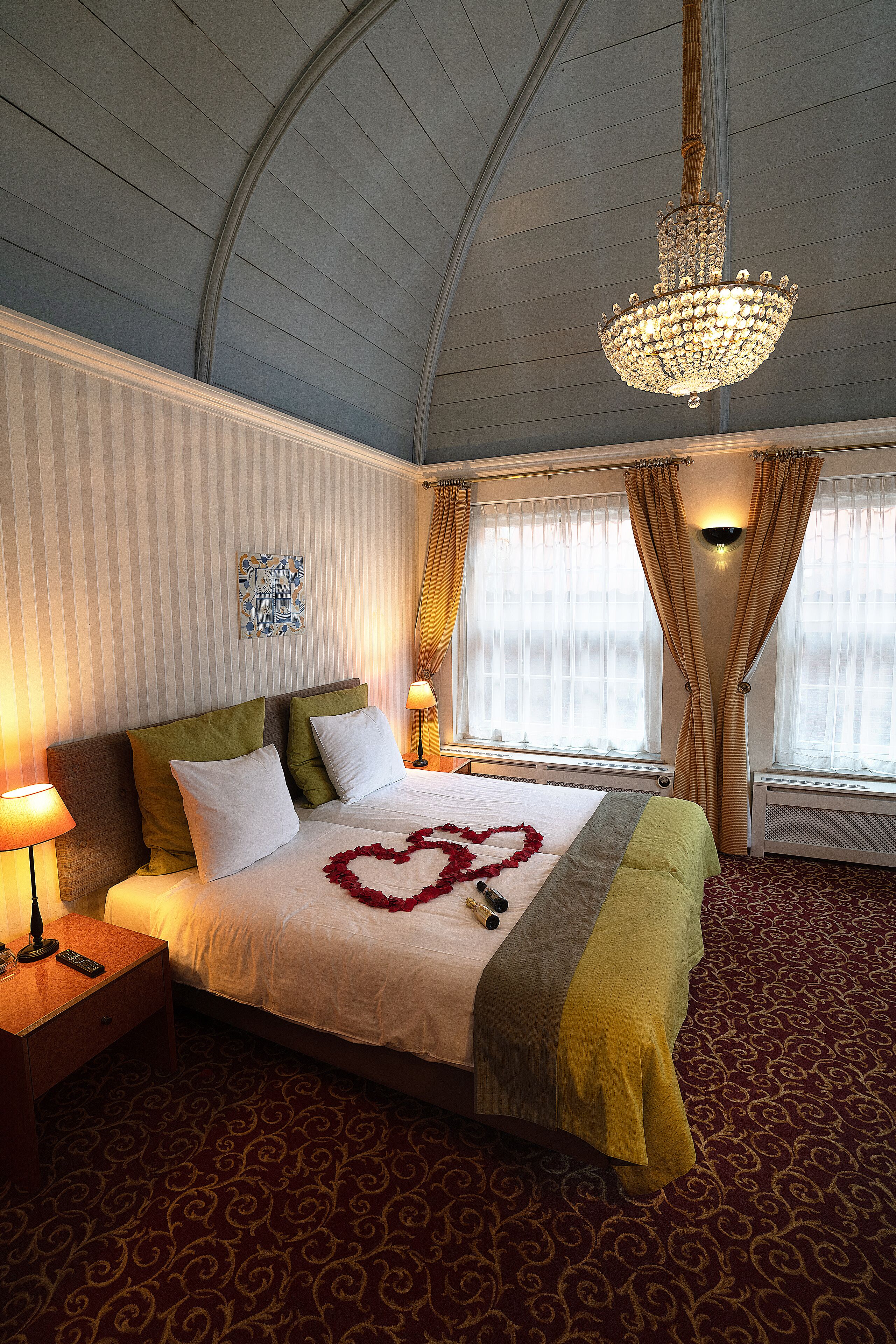 Deluxe Room, 1 Double Bed, Non Smoking (Converts to 2 Twin Beds)