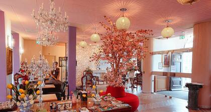 Grand Museum Hotel, BW Signature Collection