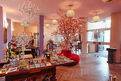 Grand Museum Hotel, BW Signature Collection