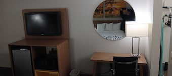 Red Roof Inn Leeds