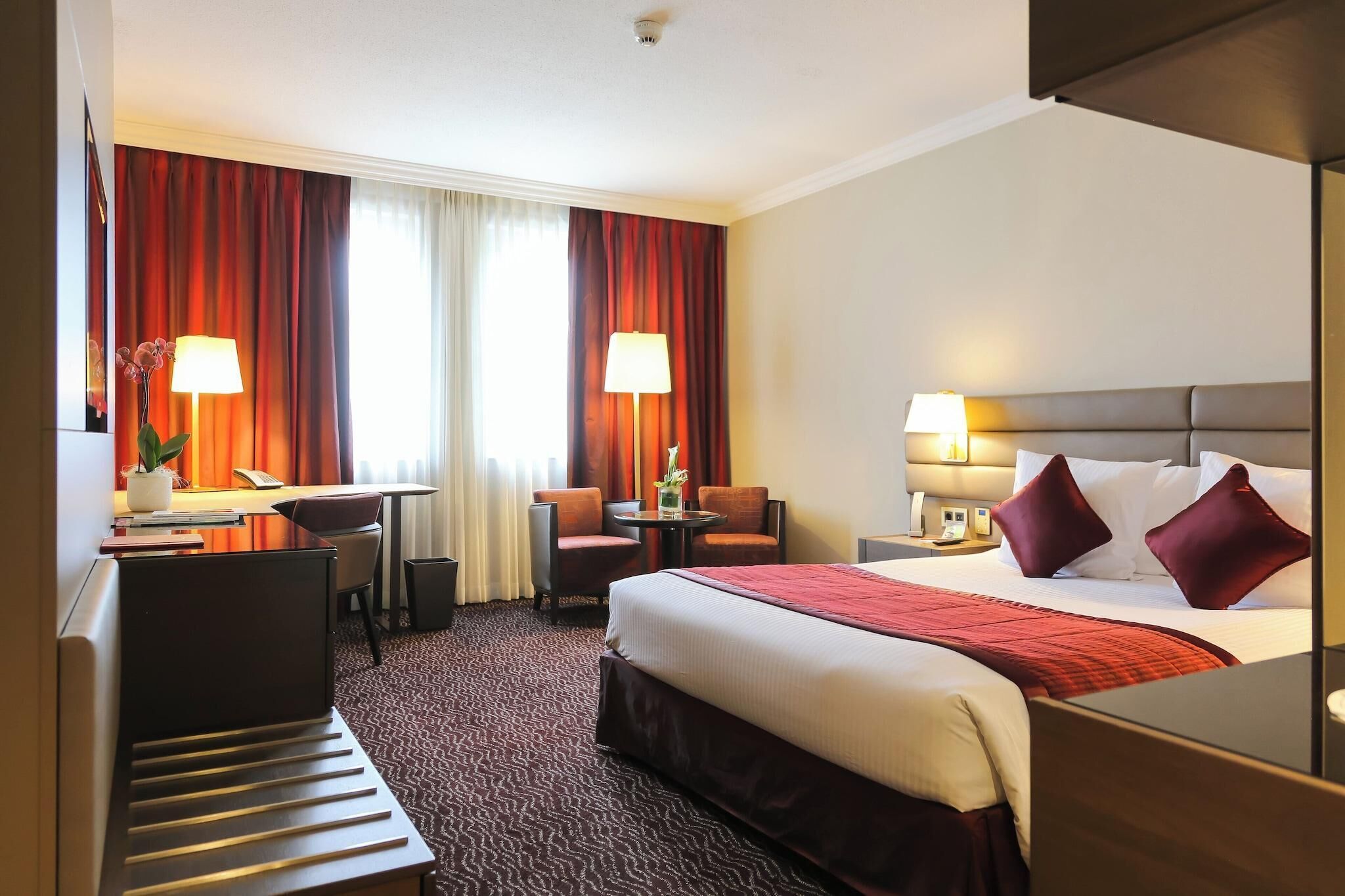 Minibar, in-room safe, desk, soundproofing
