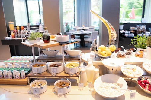 Le Royal Hotels & Resorts