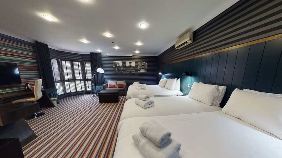 Village Hotel Swindon