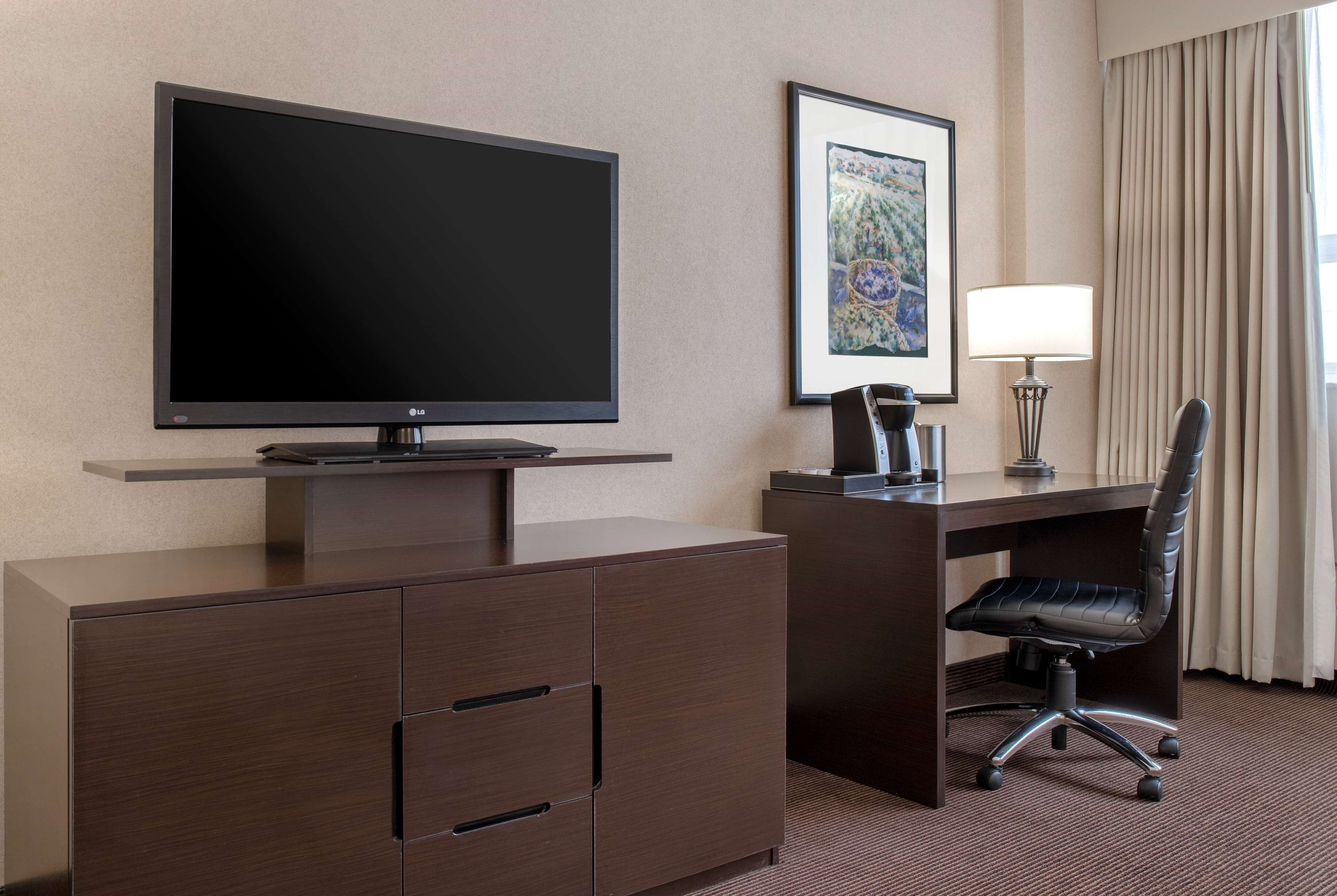 Foto - Ramada Plaza by Wyndham Calgary Downtown