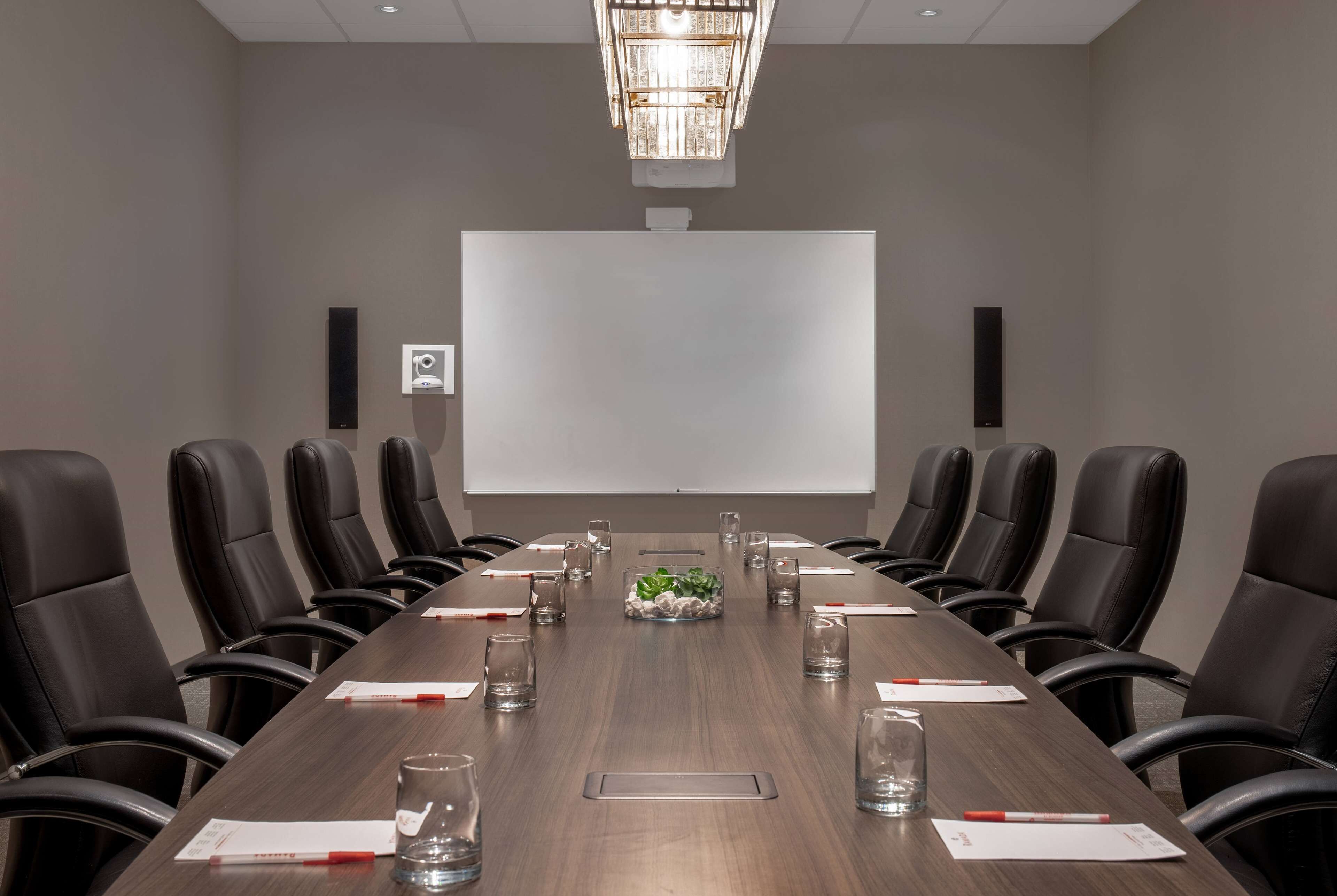 Foto - Ramada Plaza by Wyndham Calgary Downtown