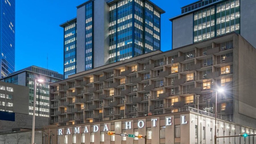 Ramada Plaza by Wyndham Calgary Downtown