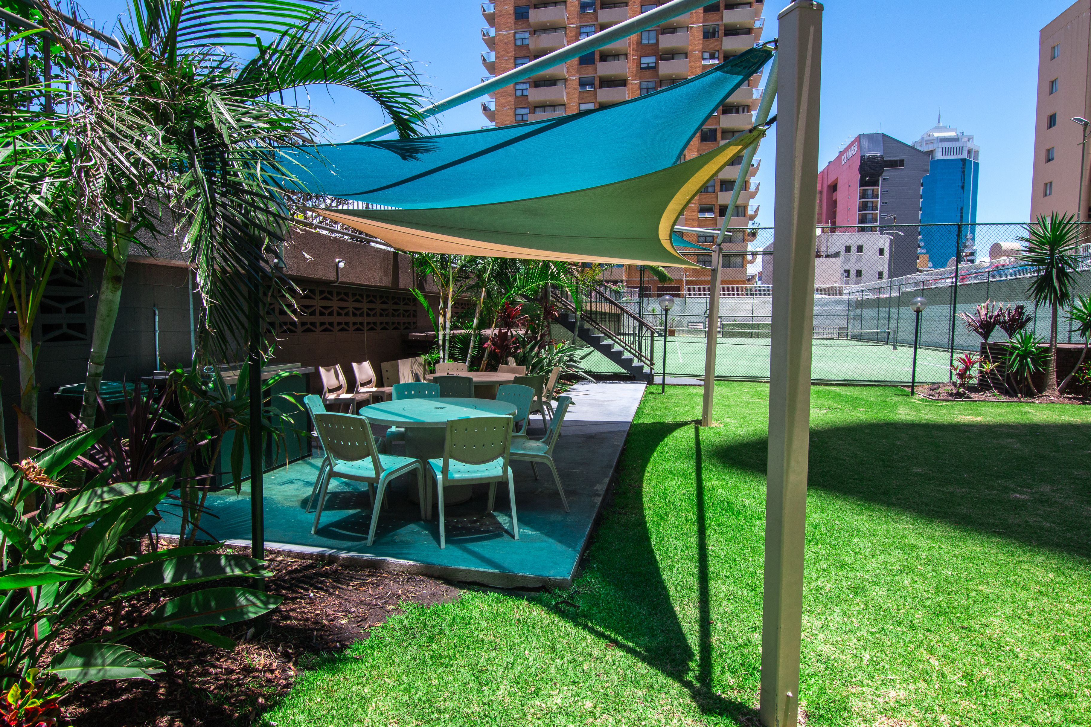 Beachcomber Surfers Paradise — image 21