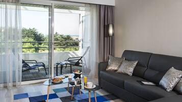 Suite (Bulle Marine) | Luxe beddengoed, een kluis op de kamer, individueel gemeubileerd